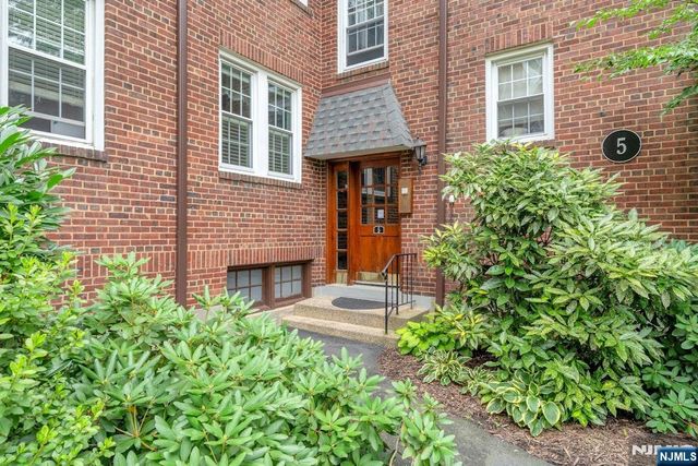 217 Prospect Avenue 5-2A, Cranford, NJ 07016