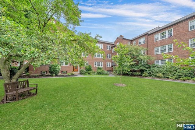 217 Prospect Avenue 5-2A, Cranford, NJ 07016