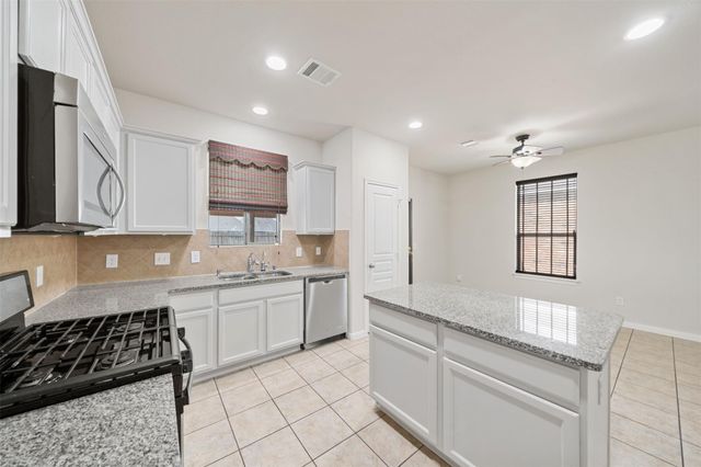 5711 Water Violet Lane, Richmond, TX 77407