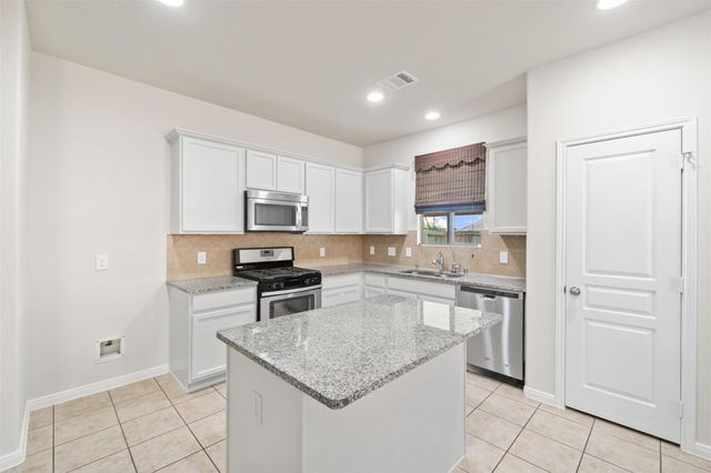 5711 Water Violet Lane, Richmond, TX 77407