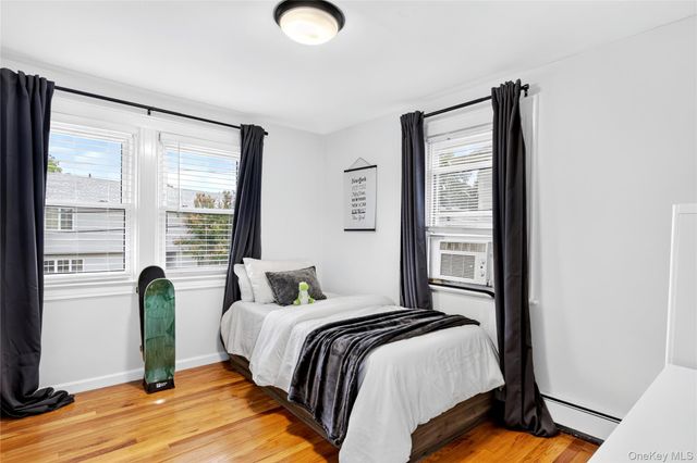 12 Pulaski Place, Port Washington, NY 11050