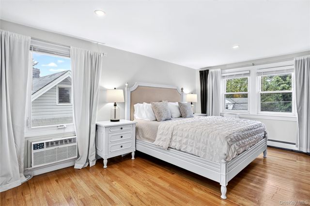 12 Pulaski Place, Port Washington, NY 11050