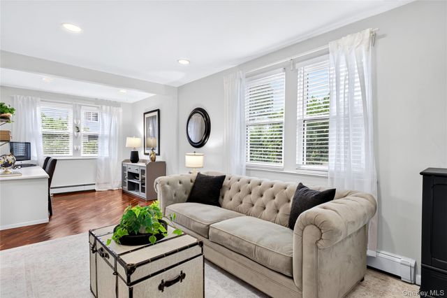 12 Pulaski Place, Port Washington, NY 11050