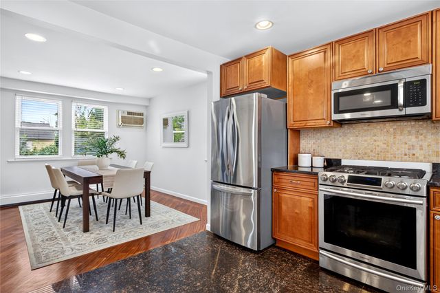 12 Pulaski Place, Port Washington, NY 11050