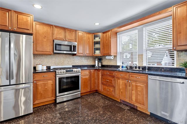 12 Pulaski Place, Port Washington, NY 11050
