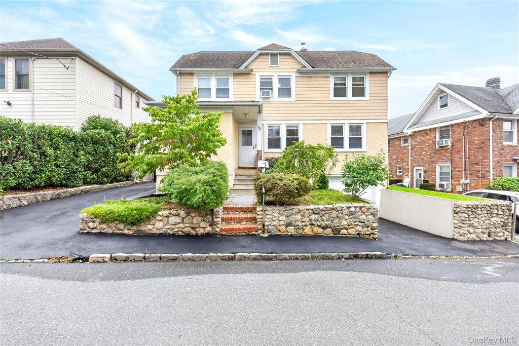 12 Pulaski Place, Port Washington, NY 11050 — photo 2