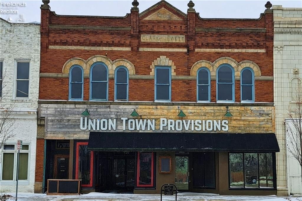 422 Broadway Avenue, Lorain, OH 44052