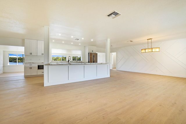 2 Inlet Cay Drive, Ocean Ridge, FL 33435