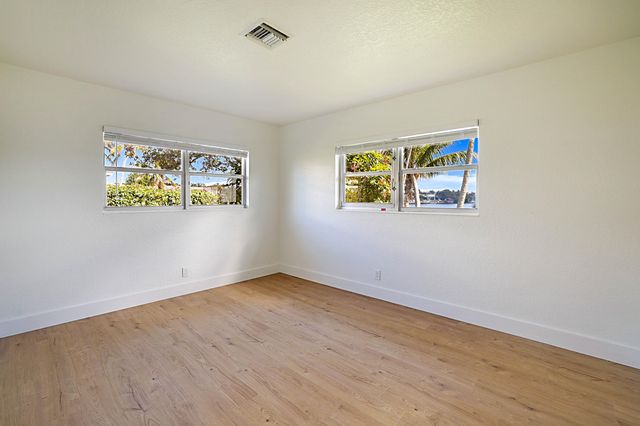 2 Inlet Cay Drive, Ocean Ridge, FL 33435