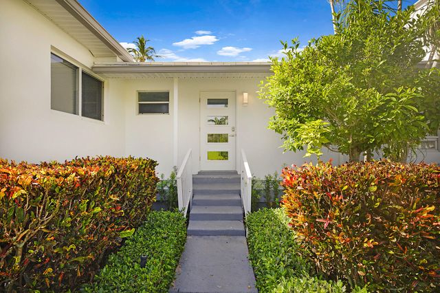 2 Inlet Cay Drive, Ocean Ridge, FL 33435