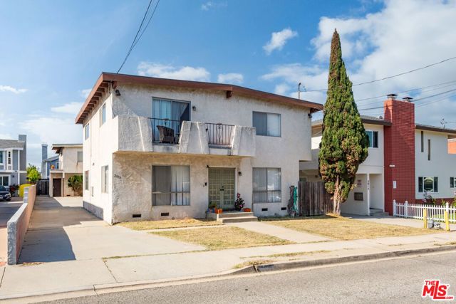 2013 Ruhland Avenue, Redondo Beach, CA 90278