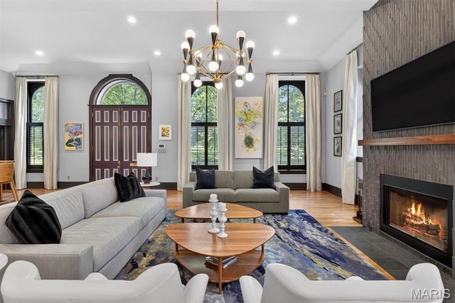 2035 Park Avenue, St Louis, MO 63104