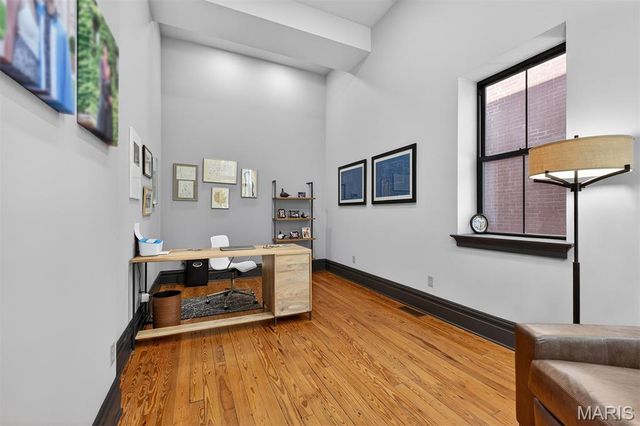 2035 Park Avenue, St Louis, MO 63104