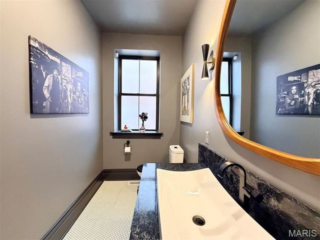2035 Park Avenue, St Louis, MO 63104
