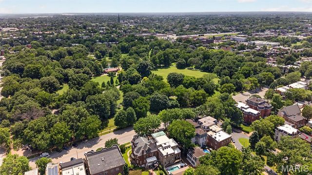 2035 Park Avenue, St Louis, MO 63104