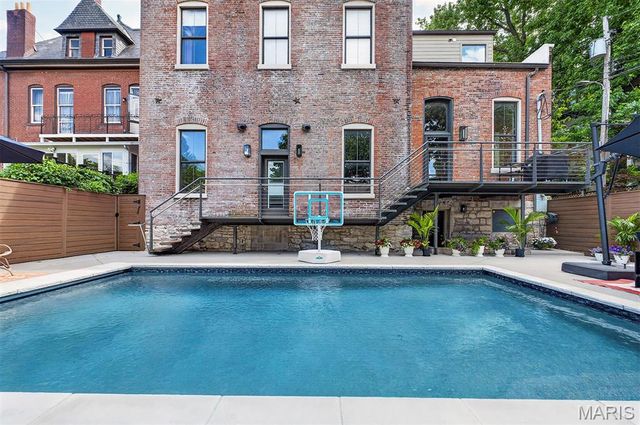 2035 Park Avenue, St Louis, MO 63104
