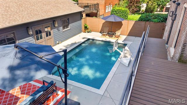 2035 Park Avenue, St Louis, MO 63104