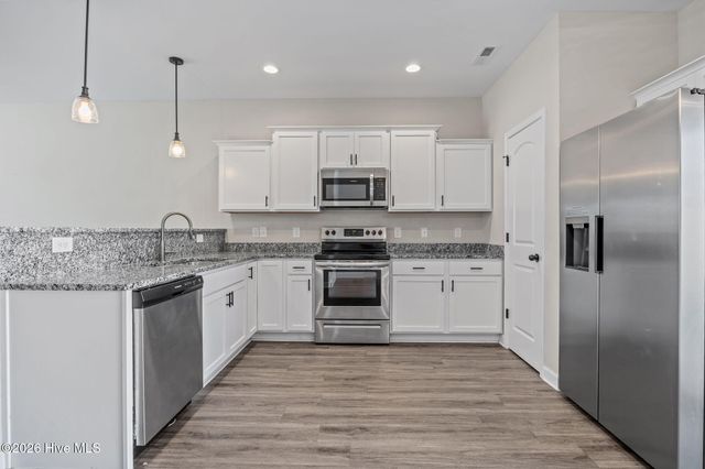 57 Outrigger Drive, Swansboro, NC 28584