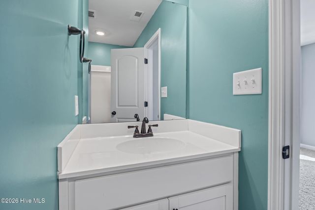 57 Outrigger Drive, Swansboro, NC 28584