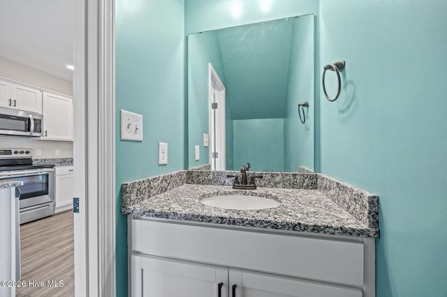 57 Outrigger Drive, Swansboro, NC 28584