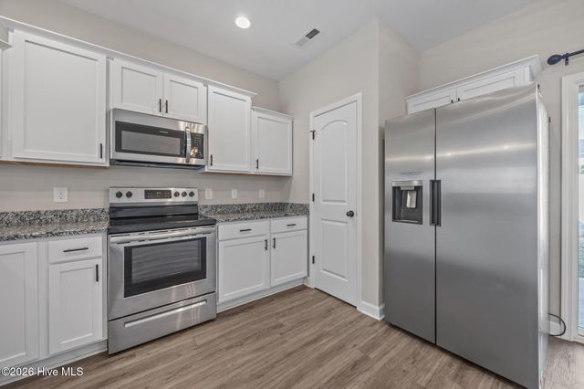 57 Outrigger Drive, Swansboro, NC 28584