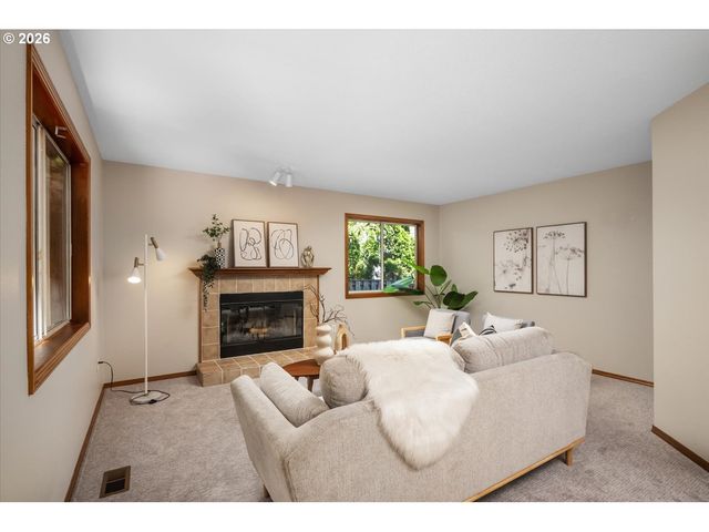 6667 APOLLO Rd, West Linn, OR 97068