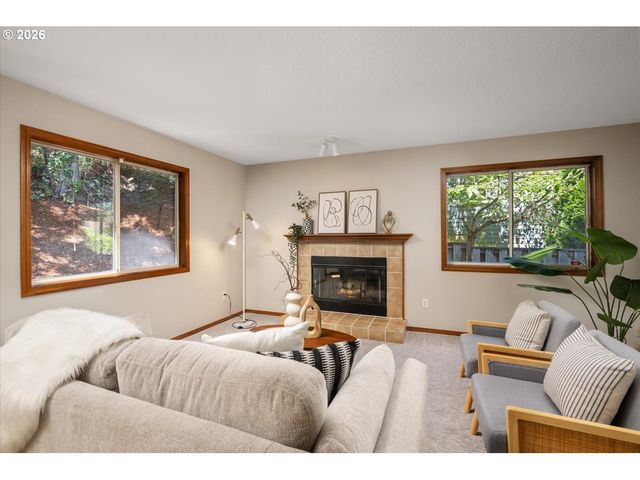 6667 APOLLO Rd, West Linn, OR 97068