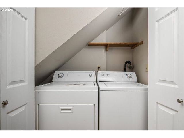 6667 APOLLO Rd, West Linn, OR 97068