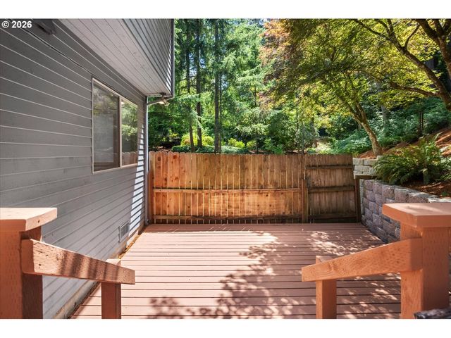 6667 APOLLO Rd, West Linn, OR 97068