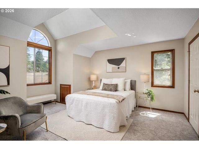 6667 APOLLO Rd, West Linn, OR 97068