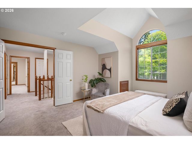 6667 APOLLO Rd, West Linn, OR 97068