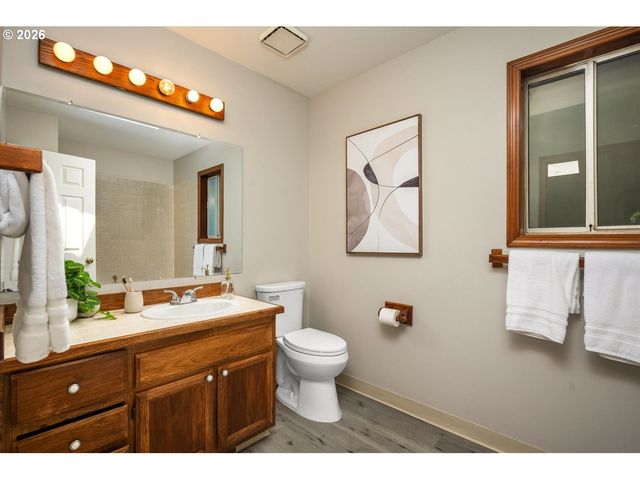 6667 APOLLO Rd, West Linn, OR 97068