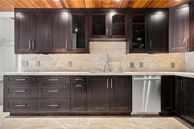 3184 Dona Sarita Place, Studio City, CA 91604