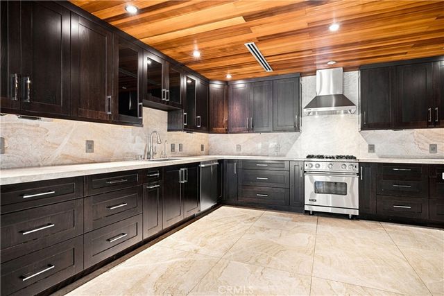 3184 Dona Sarita Place, Studio City, CA 91604
