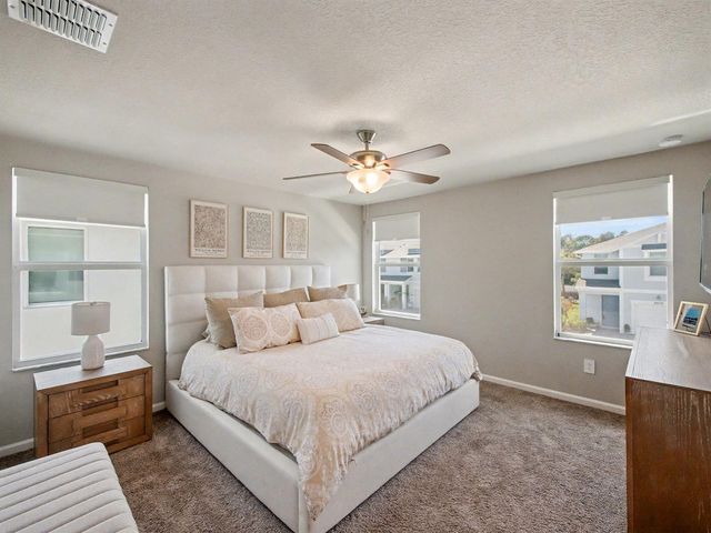 5747 SE Edgewater Circle, Stuart, FL 34997