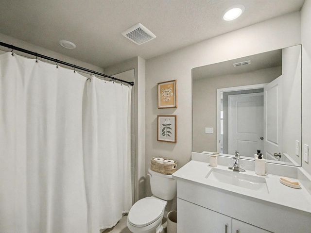 5747 SE Edgewater Circle, Stuart, FL 34997