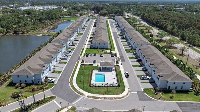 5747 SE Edgewater Circle, Stuart, FL 34997