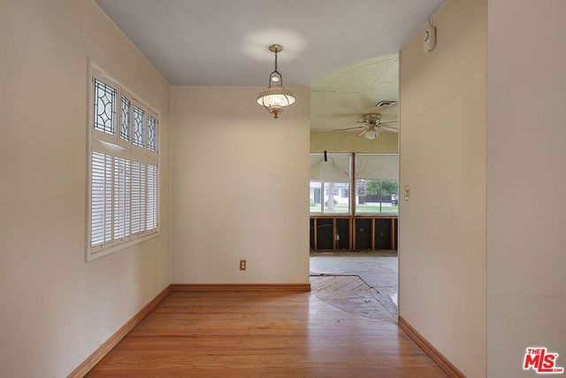 7001 Bianca Avenue, Van Nuys, CA 91406