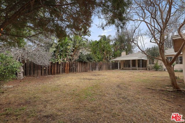 7001 Bianca Avenue, Van Nuys, CA 91406