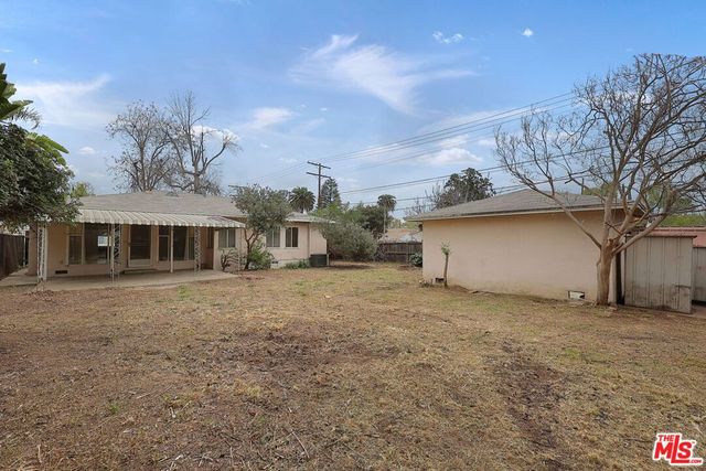 7001 Bianca Avenue, Van Nuys, CA 91406