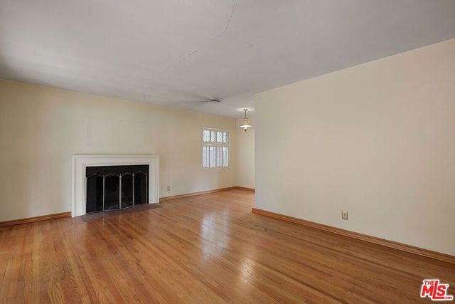 7001 Bianca Avenue, Van Nuys, CA 91406