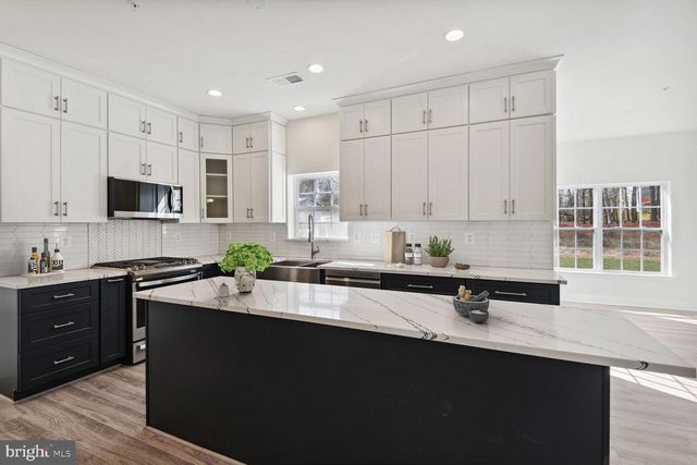 10640 GROSS LN, Beltsville, MD 20705
