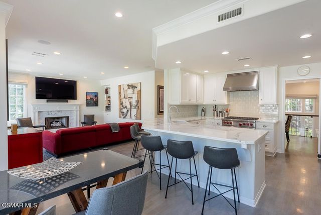 2491 Swanfield Court, Thousand Oaks, CA 91361