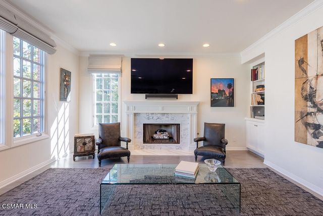 2491 Swanfield Court, Thousand Oaks, CA 91361