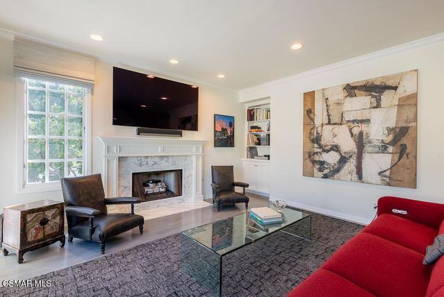 2491 Swanfield Court, Thousand Oaks, CA 91361