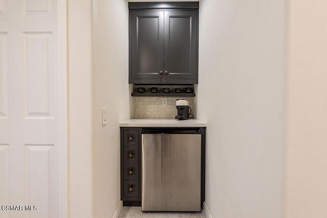 2491 Swanfield Court, Thousand Oaks, CA 91361