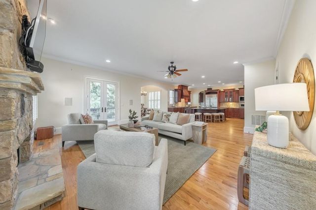 2252 Parkwood Place Court SE, Smyrna, GA 30080