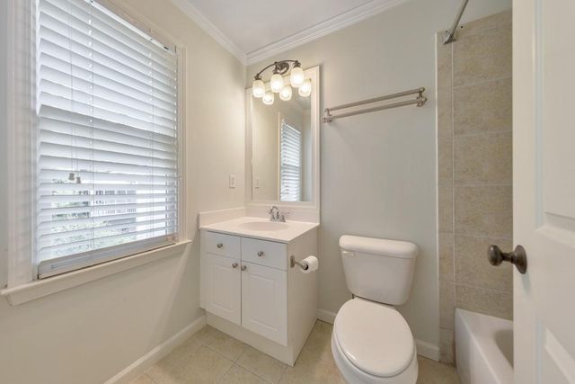 2252 Parkwood Place Court SE, Smyrna, GA 30080