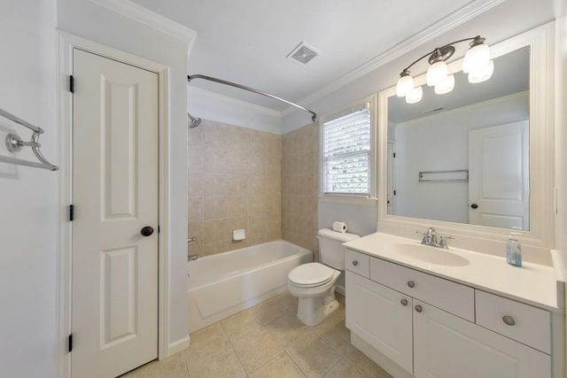 2252 Parkwood Place Court SE, Smyrna, GA 30080