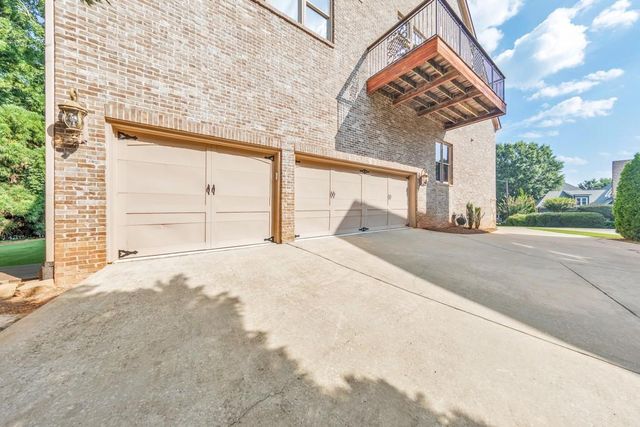 2252 Parkwood Place Court SE, Smyrna, GA 30080